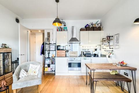 2 bedroom flat for sale, The Robinson Building, Norfolk Place, BS3 4AX