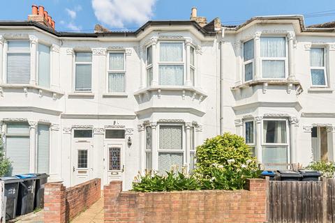 3 bedroom terraced house for sale, Cobden Road, London, SE25