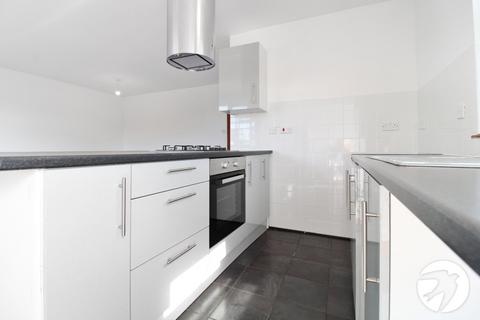 2 bedroom flat to rent, Rochester Road, Gravesend, Kent, DA12
