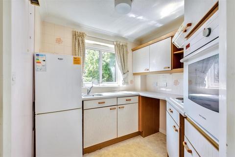1 bedroom flat for sale, Ribblesdale Road, Nottingham