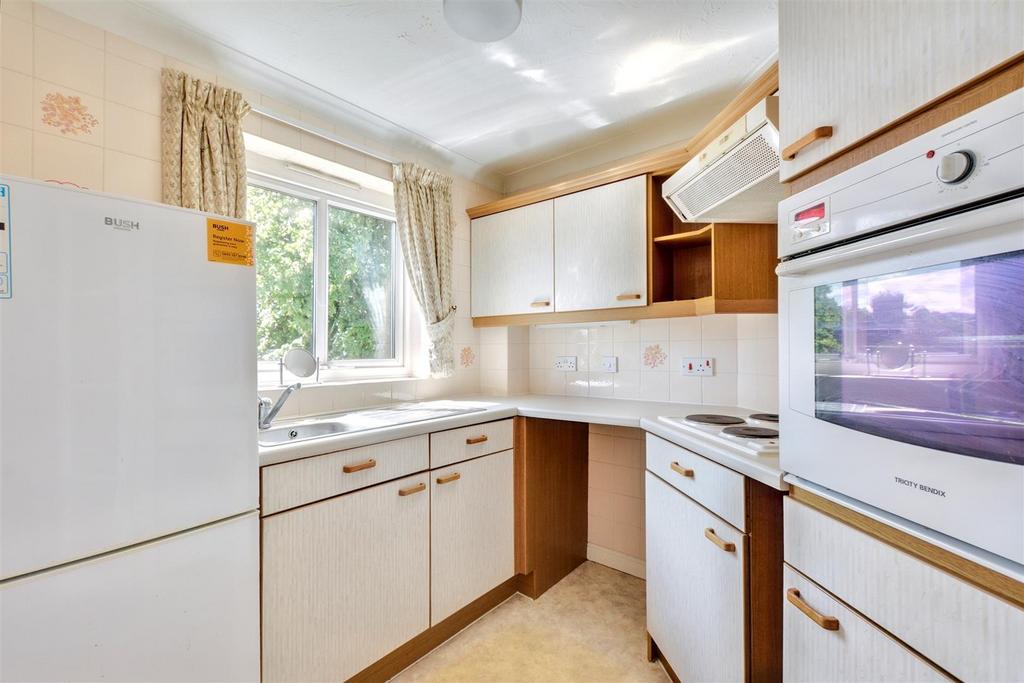 Kitchen 1.jpeg