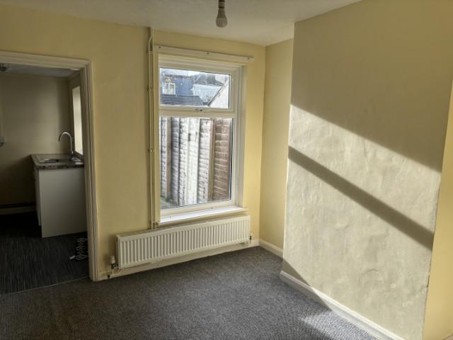 6  Small  T202507030919.jpg