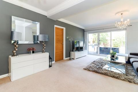 undefined, Fairview Drive, Watford, WD17