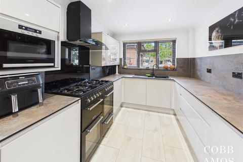 4 bedroom detached house for sale, Wyedean Rise, Hereford