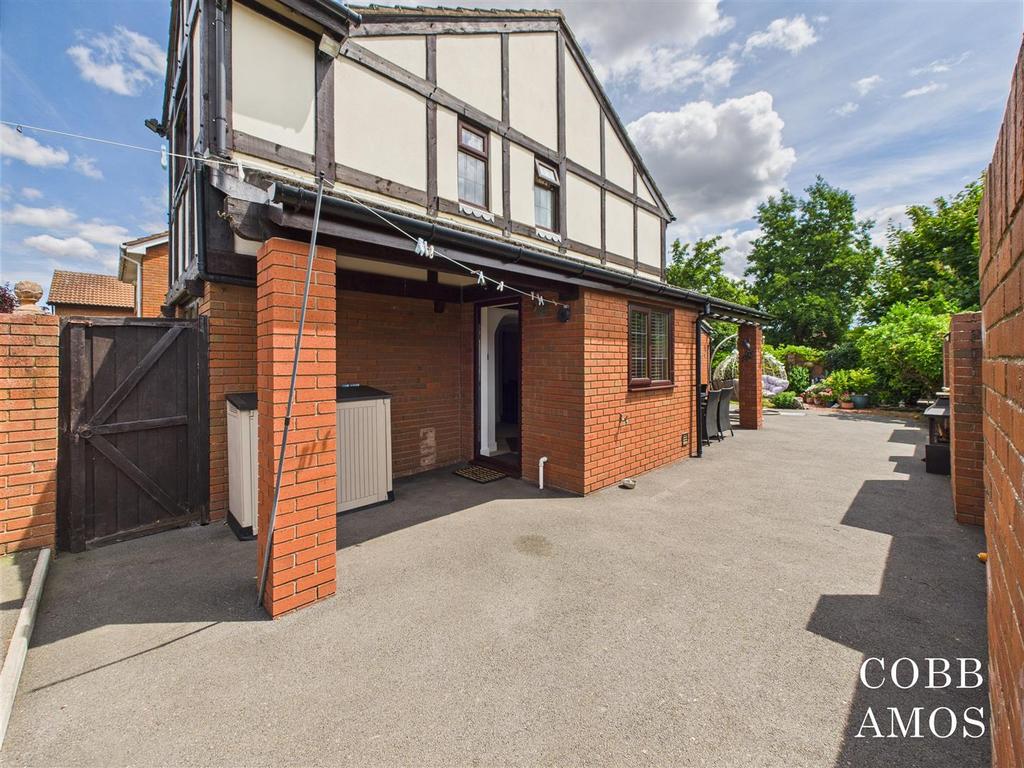 CAM02803 G0-PR0201-STILL030.jpg