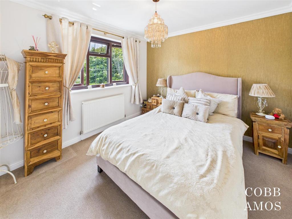 CAM02803 G0-PR0201-STILL022.jpg