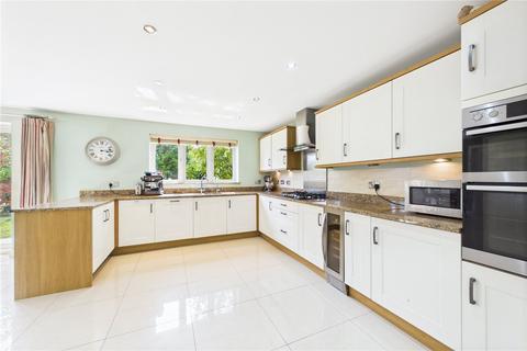 45 Elk Path, Three Mile Cross, Reading, RG7 1WE