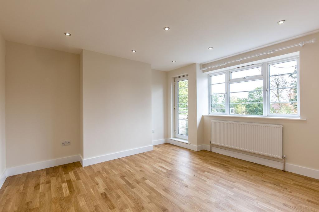 Apartment in London - View 2