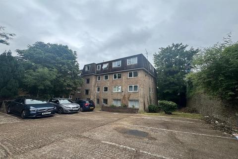 1 bedroom flat to rent, 68 South Park Hill Road, South Croydon CR2
