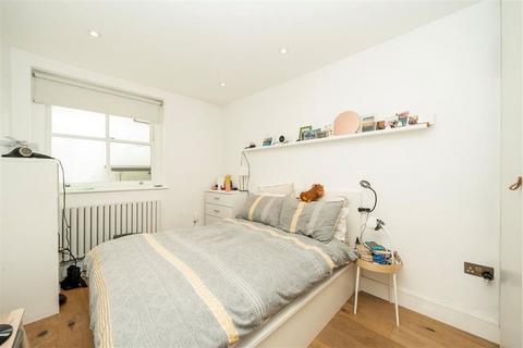 2 bedroom flat for sale, Murray Street, London NW1