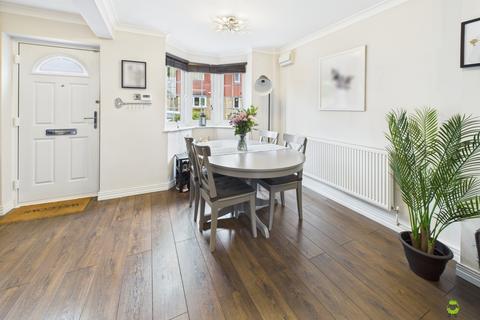 2 bedroom semi-detached house for sale, Sunland Avenue, Bexleyheath, Kent, DA6