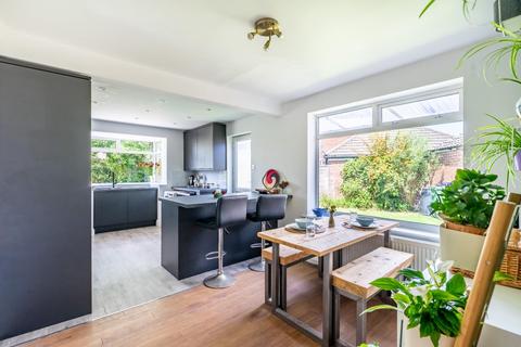 21 Beech Glade, York, YO31 9EP