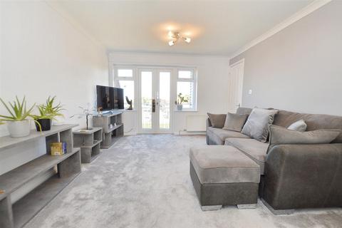 3 bedroom maisonette for sale, Langham Court, Sheringham
