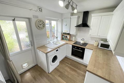 21 Sandy Lane, Heswall, Wirral, CH60 5SX