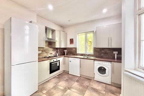 2 bedroom maisonette for sale, Sylvan Avenue, London, NW7