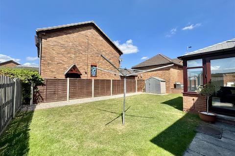 15 Haise Mount, Darton, Barnsley, S75 5LU