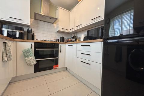 118 Greenacres, Barry, CF63 2PN