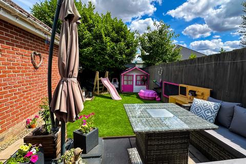 undefined, Field Maple Road, Watton, Thetford, Norfolk, IP25 6GA