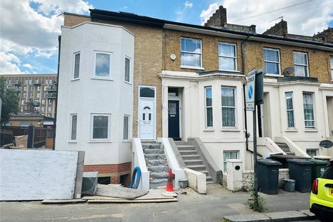 5a Doggett Road, London, SE6 4PZ