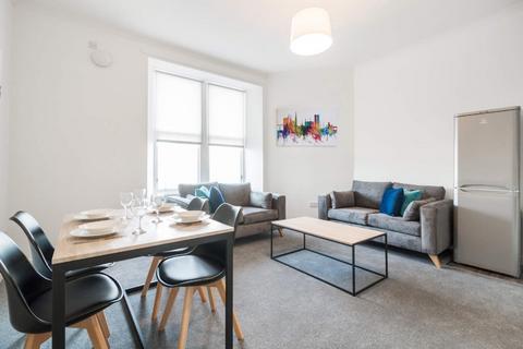 4 bedroom flat to rent, Peddie Street, West End DD1