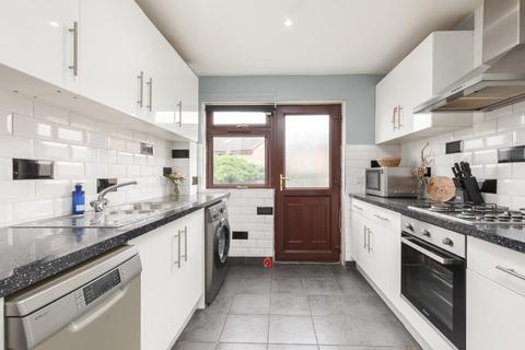 66 Stoneyflatts, South Queensferry, EH30 9XU