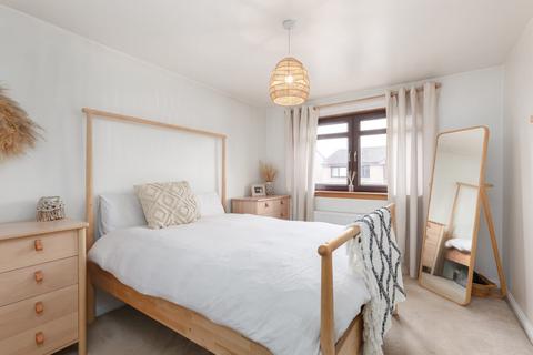 66 Stoneyflatts, South Queensferry, EH30 9XU