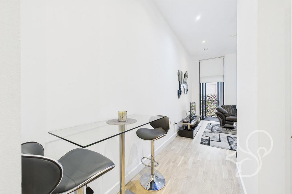 CAM05287 G0-PR0100-STILL009.jpg