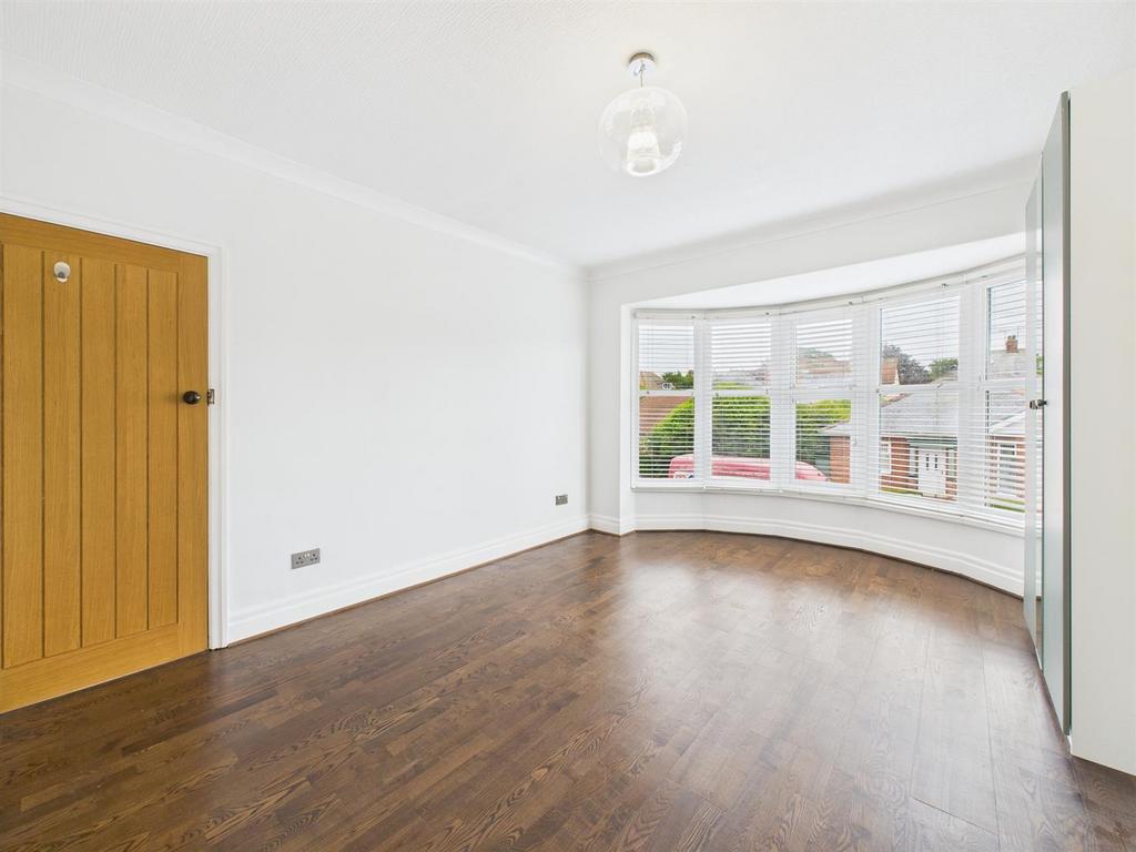 Bedroom: