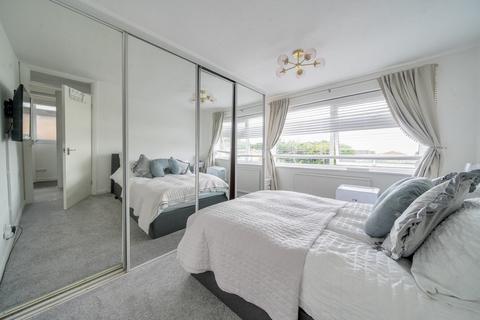 30 Broadheath Drive, Chislehurst, BR7 6EH