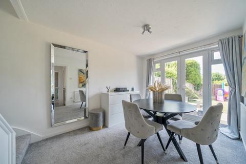 30 Broadheath Drive, Chislehurst, BR7 6EH