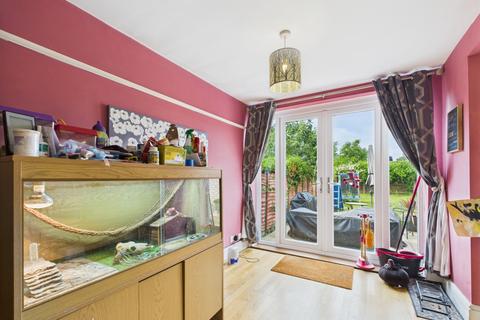 3 bedroom semi-detached house for sale, The Gresleys, Ross-on-Wye, Herefordshire, HR9
