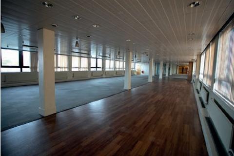 Retail property (high street) to rent, Shandwick Sq Glasgow G34 9DT