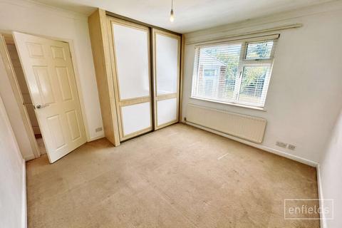 undefined, Southampton SO16