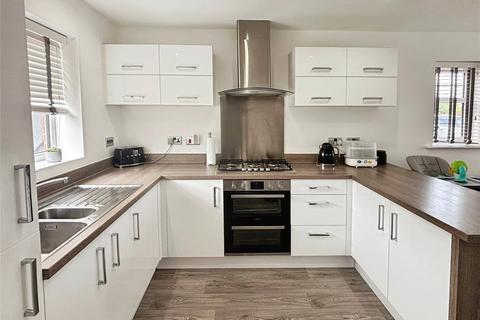 101 Heatherfields Crescent, New Rossington, Doncaster, DN11 0TY