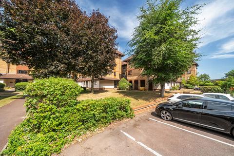 1 bedroom apartment for sale, Orchard Grove, London