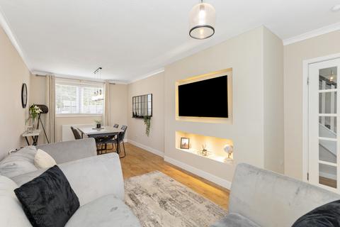 4 Barleyknowe Place, Gorebridge, EH23 4HB