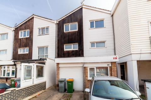 28 Skelley Road, London, E15 4BA