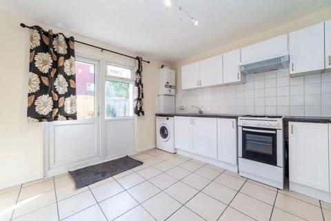 28 Skelley Road, London, E15 4BA