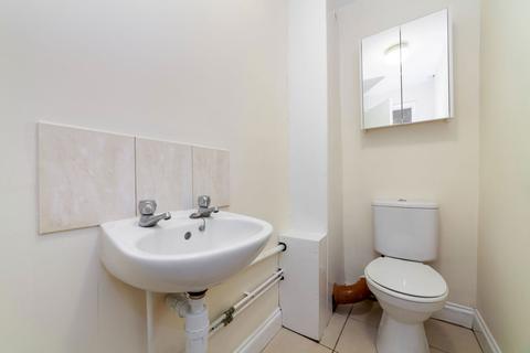 28 Skelley Road, London, E15 4BA