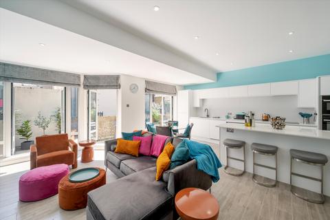 Flat 2, John Adam House, 17 - 19 John Adam Street, London, WC2N 6JG