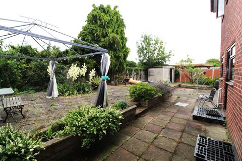 18 Comfrey Court, Grays, RM17 6TN