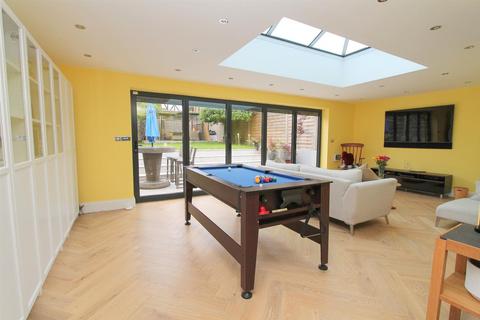10 Hawthorn Road, Sutton, SM1 4PF