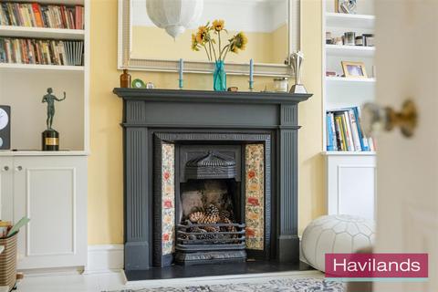 5 bedroom house for sale, Eaton Park Road, London