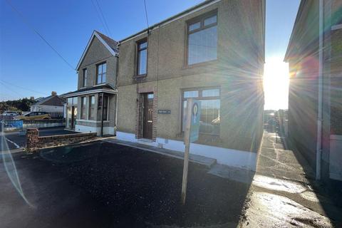3 bedroom detached house to rent, Cross Hands Road, Llanelli SA14