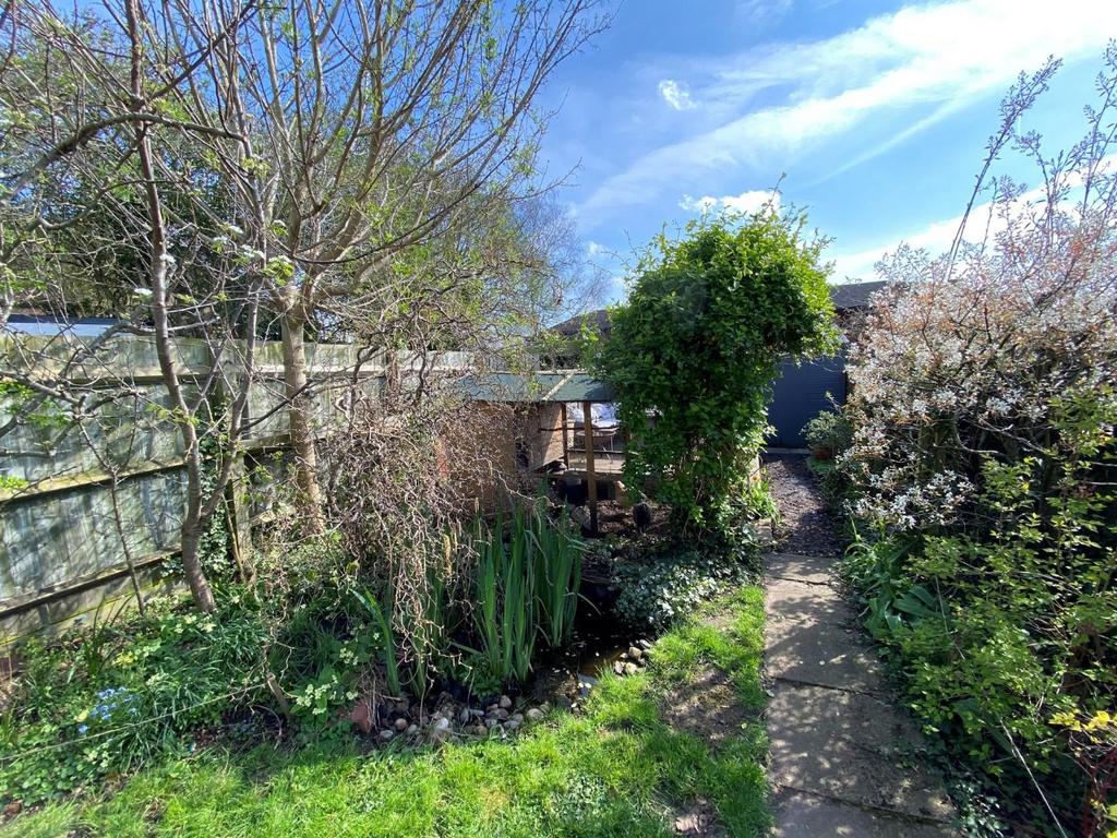 Garden 1.jpg