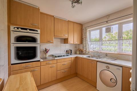 3 bedroom retirement property for sale, St. Marys Mead, Witney OX28