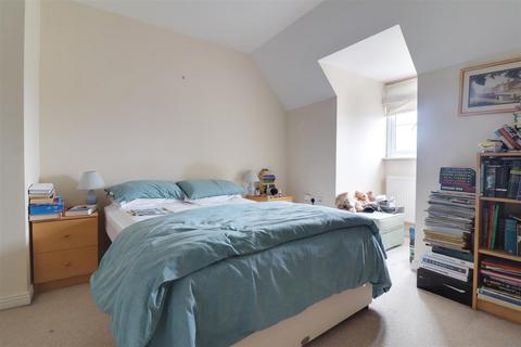 81 Boakes Drive, Stonehouse, GL10 3QW