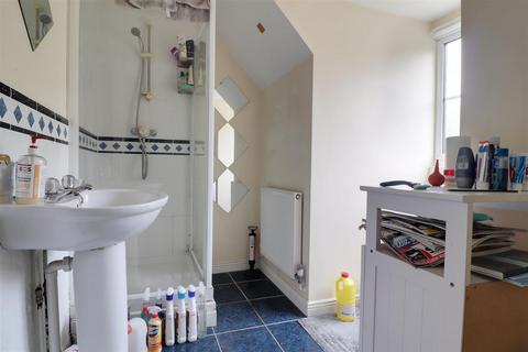 81 Boakes Drive, Stonehouse, GL10 3QW