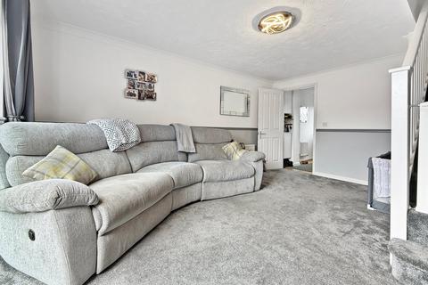 2 bedroom terraced house for sale, Nichols Grove, Braintree, CM7