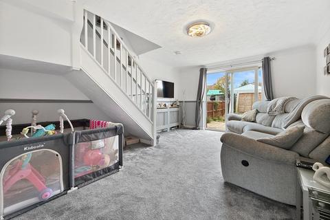 2 bedroom terraced house for sale, Nichols Grove, Braintree, CM7